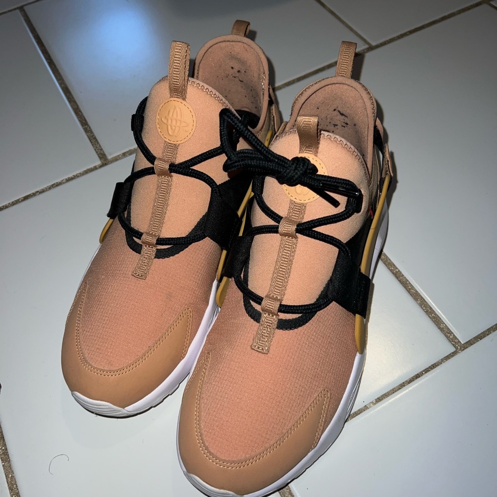 Nike Tan and White Sneakers